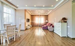 Дом 170м², 2-этажный, участок 10 сот.  
