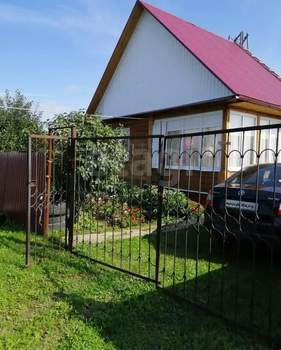 Дом 50м&sup2;, 2-этажный, участок 6 сот.  