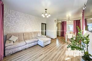 Дом 148м², 3-этажный, участок 6 сот.  
