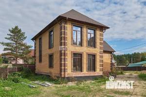 Дом 208м&sup2;, 2-этажный, участок 7 сот.  