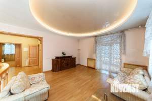 Коттедж 387м&sup2;, 3-этажный, участок 14 сот.  