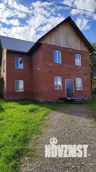 Коттедж 186м&sup2;, 2-этажный, участок 12 сот.  