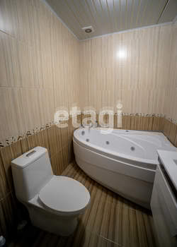 Дом 443м&sup2;, 2-этажный, участок 6 сот.  