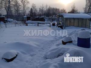 Дом 24м², 2-этажный, участок 4 сот.  