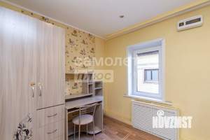 Дом 224м&sup2;, 3-этажный, участок 6 сот.  