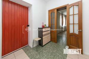 Дом 215м&sup2;, 3-этажный, участок 10 сот.  