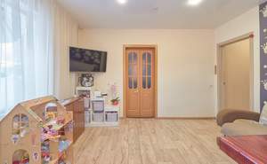 Дом 83м&sup2;, 3-этажный, участок 3 сот.  