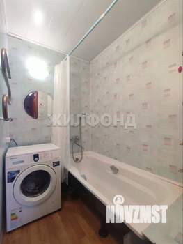 Дом 61м&sup2;, 2-этажный, участок 6 сот.  