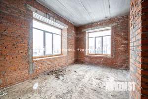 Дом 1100м², 3-этажный, участок 20 сот.  