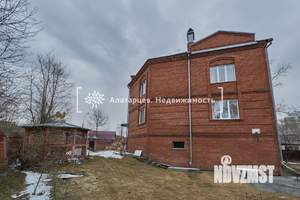 Дом 379м², 3-этажный, участок 11 сот.  