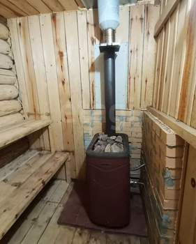 Дом 80м&sup2;, 2-этажный, участок 6 сот.  