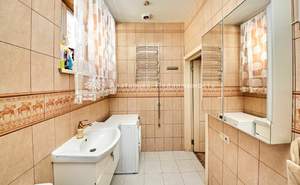 Дом 120м&sup2;, 2-этажный, участок 7 сот.  