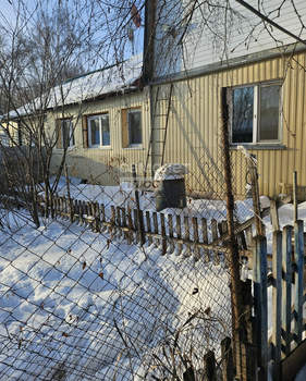 Дом 210м&sup2;, 2-этажный, участок 6 сот.  