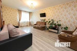 Дом 215м², 3-этажный, участок 10 сот.  