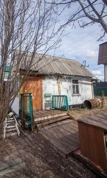 Дом 18м², 2-этажный, участок 5 сот.  