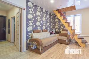 Дом 83м&sup2;, 3-этажный, участок 3 сот.  