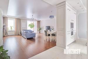 Таунхаус 260м&sup2;, 3-этажный, участок 3 сот.  