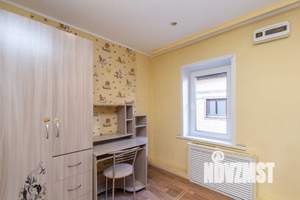 Дом 224м&sup2;, 2-этажный, участок 6 сот.  