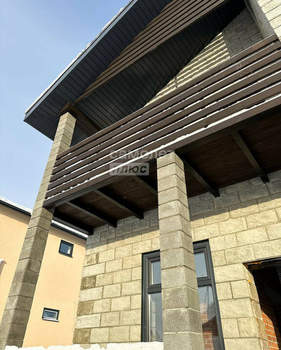 Дом 145м&sup2;, 2-этажный, участок 10 сот.  