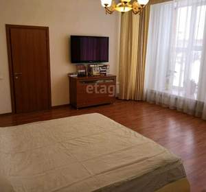 Дом 404м², 2-этажный, участок 15 сот.  