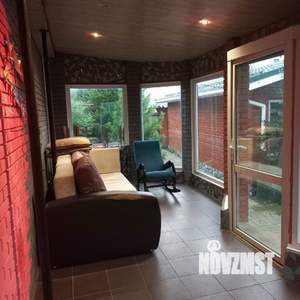 Коттедж 120м², 2-этажный, участок 10 сот.  