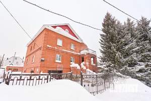 Дом 317м&sup2;, 2-этажный, участок 13 сот.  