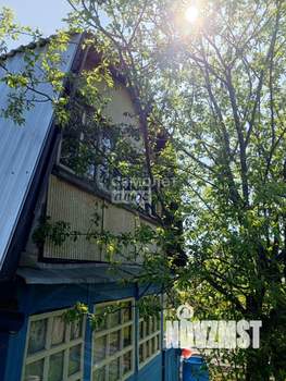 Дом 30м&sup2;, 2-этажный, участок 8 сот.  