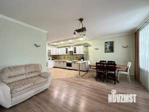 Таунхаус 240м², 4-этажный, участок 1 сот.  