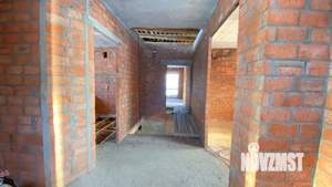 Дом 240м&sup2;, 2-этажный, участок 10 сот.  