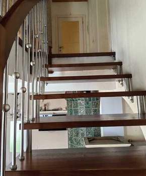 Дом 120м&sup2;, 2-этажный, участок 7 сот.  