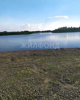 Дом 30м², 2-этажный, участок 8 сот.  