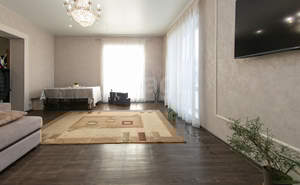 Дом 193м&sup2;, 2-этажный, участок 10 сот.  