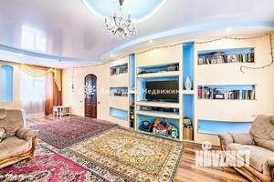 Дом 211м², 2-этажный, участок 9 сот.  