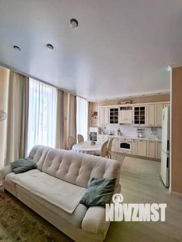 Таунхаус 296м&sup2;, 3-этажный, участок 2 сот.  