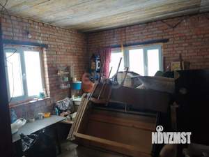 Дом 180м&sup2;, 3-этажный, участок 8 сот.  