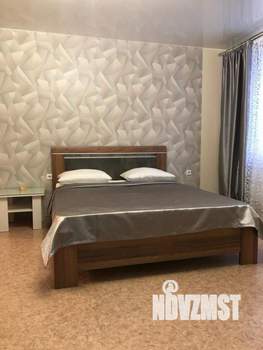 2-к квартира, посуточно, 57м2, 1/1 этаж