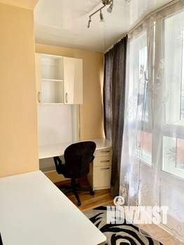 Студия квартира, посуточно, 40м2, 3/18 этаж