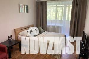 1-к квартира, посуточно, 32м2, 3/5 этаж