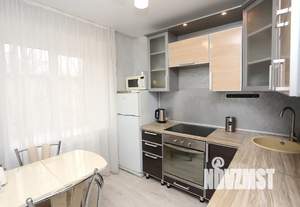 1-к квартира, посуточно, 35м2, 4/5 этаж