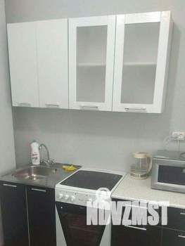 1-к квартира, посуточно, 37м2, 4/10 этаж