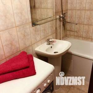 1-к квартира, посуточно, 49м2, 1/1 этаж