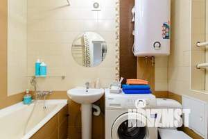 1-к квартира, посуточно, 40м2, 9/10 этаж