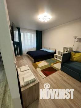 1-к квартира, посуточно, 40м2, 3/10 этаж