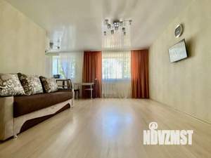 1-к квартира, посуточно, 45м2, 1/1 этаж