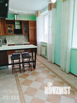 4-к квартира, на длительный срок, 146м2, 4/5 этаж