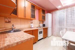 1-к квартира, посуточно, 37м2, 6/9 этаж