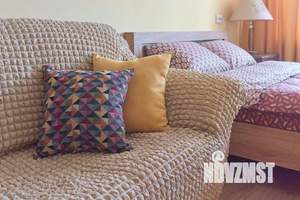 1-к квартира, посуточно, 49м2, 1/1 этаж