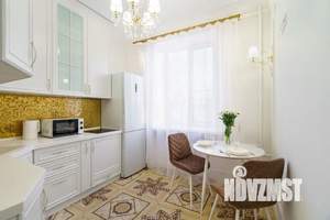 2-к квартира, посуточно, 62м2, 4/6 этаж