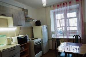 2-к квартира, посуточно, 48м2, 2/9 этаж