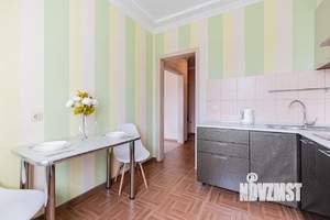 1-к квартира, посуточно, 42м2, 1/1 этаж